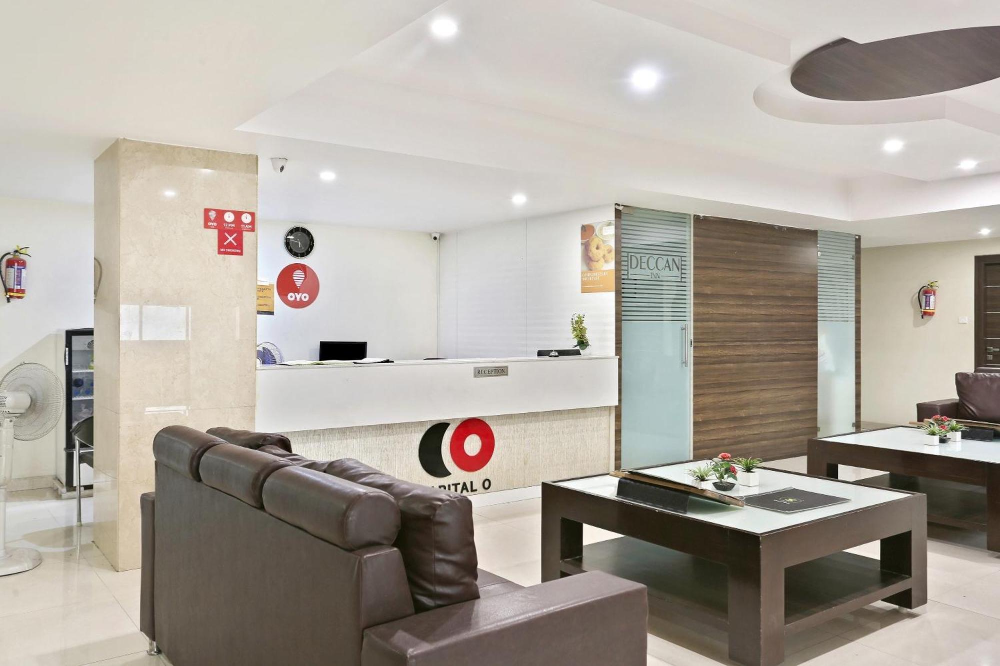 Townhouse Halcyon Deccan Inn Near Shilparamam Kondapur  Экстерьер фото